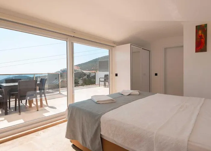 3 Bedroom - 6622 Villa