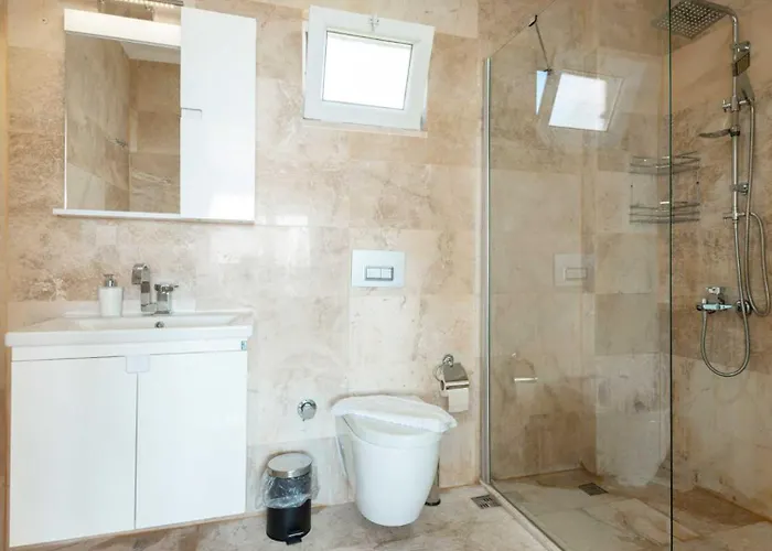 3 Bedroom - 6622 Villa *