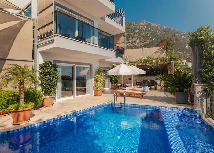 Villa 3 Bedroom - 6622 *